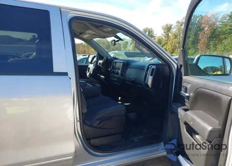 2015 Chevrolet Silverado 1500 1Lt z USA, uszkodzony, nr VIN 3GCUKREC2FG128005